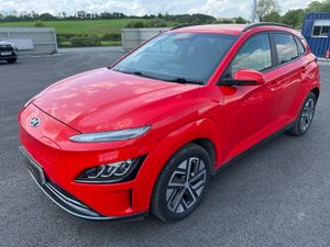 2022 Hyundai Kona Premium 2022 EV 150kW 64kwh - Image 4