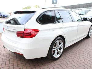 320i X-DRIVE M-SPORT PLUS 5DR ESTATE AUTOMATIC // - Image 4