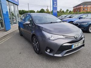 TOYOTA AVENSIS 2.0D SOL ESTATE - Image 3