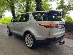 192 LANDROVER DISCOVERY SD6 7 SEATER - Image 2
