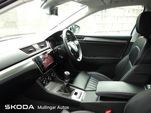 Skoda Superb Superb STY 1.5tsi 150HP - Image 4