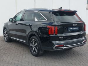 Kia Sorento 2.2 K4 Diesel 7 Seats - Image 3