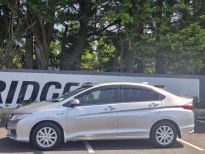 Honda Grace PETROL HYBRID FINANCE AVAILABLE - Image 4