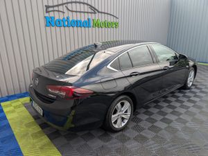 2017 Opel Insignia 1.6 Turbo D ecoTEC SRi - Image 3