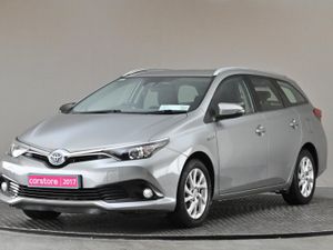Toyota Auris 1.8 Hybrid Luna Touring Sports - Image 3