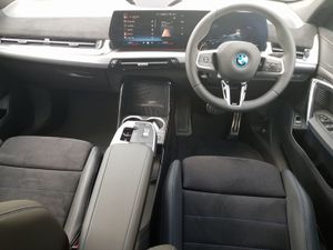 BMW iX2 Edrive20 Msport - Image 4