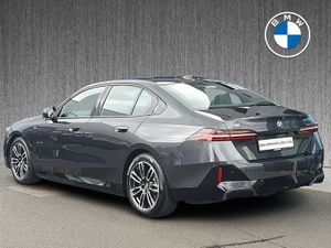 BMW i5 Edrive40 M Sport Saloon - Image 2