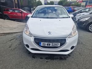 Peugeot 208 2015 - Image 2