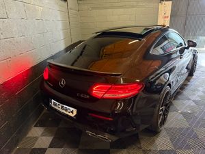 Mercedes-Benz C63 S AMG Premium 4.0 V8 Coupe - Image 3