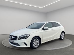 2016 MERC A180 (S125) - Image 2