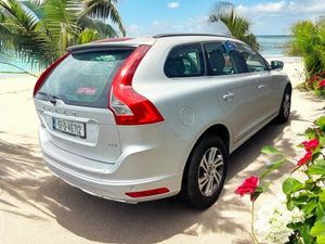 Volvo XC60 D4 (181hp) FWD SE 2.0 - Image 2