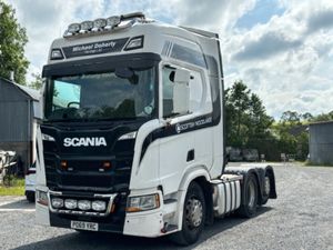2019 SCANIA R450 HI-LINE WITH REAR LIFT AXLE - Image 3