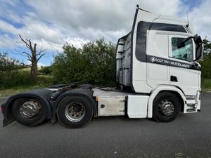 2019 SCANIA R450 HI-LINE WITH REAR LIFT AXLE - Image 4