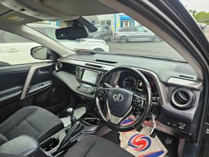 Toyota Rav4 Rav4 2.0 D4D Luna Sport 4DR - Image 4