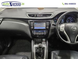Nissan QASHQAI 1.5 DCI Tekna Panoramic Sunroof  R - Image 2