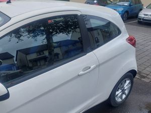 Ford KA 2013 VERY VERY LOW MILAGE - Image 4