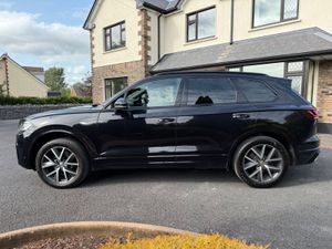 Stunning 191 Volkswagen Touareg R-Line! - Image 4