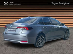 Toyota Corolla Luna Sport Saloon // Heated Seats - Image 2