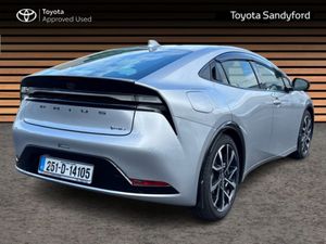 Toyota Prius New Generation Phev // Full Leather - Image 2