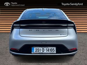 Toyota Prius New Generation Phev // Full Leather - Image 4