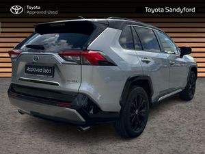 Toyota Rav4 Sport Hybrid // Heated Leather Seats - Image 2