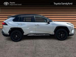 Toyota Rav4 Sport Hybrid // Heated Leather Seats - Image 3