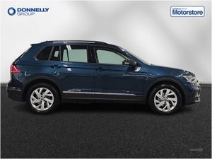 Volkswagen Tiguan 2.0 TDI Life 5dr DSG - Image 3
