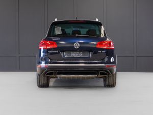 182 Volkswagen Touareg V6 5 Seat N1 Crewcab - Image 4