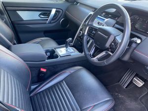 Land Rover Discovery Sport Urban Edition - Image 4