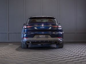2021 Porsche Cayenne 3.0 E-Hybrid - Image 4