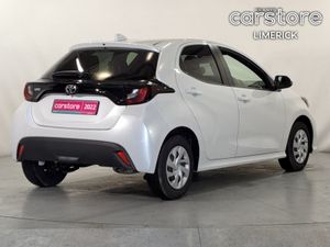 Toyota Yaris 1.0 PET Auto  low Mileage - Image 3