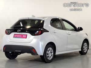 Toyota Yaris 1.0 PET Auto  low Mileage - Image 3