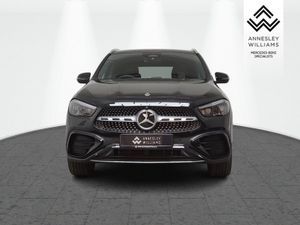 Mercedes-Benz GLA Class Gla250e AMG Line Executive - Image 3