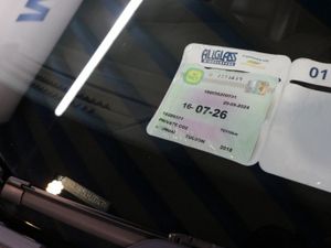 Hyundai Tucson Premium SE 1.7l Diesel SUV - Image 4