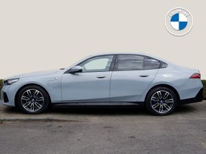 BMW 5 Series 530e M Sport - Image 3