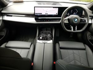 BMW 5 Series 530e M Sport - Image 4