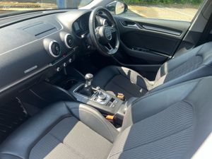 Audi A3 SE 1.6tdi 116HP Manual - Image 3