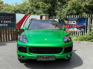 2015 Porsche Cayenne 4.1 S Turbo - Image 2