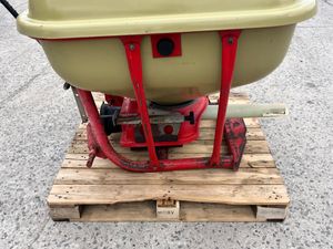 Vibur PD 500 Fertiliser spreader - Image 3