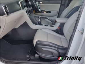 Kia Sportage Mild Hybrid 1.6 Crdi Stunning SUV Tr - Image 4