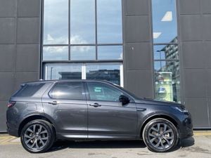 Land Rover Discovery Sport P300e SE R-dynamic AWD - Image 4