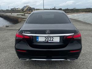 Mercedes-Benz E-Class E 220 D AMG Line - Image 4
