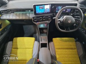 Renault 5 Iconic 52kw 410km Range - Image 2