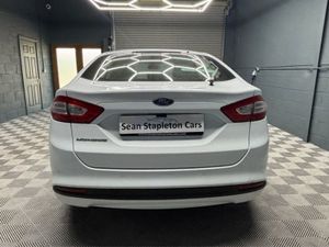 Ford Mondeo Zetec 1.6 Tdci 115PS 4DR - Image 2