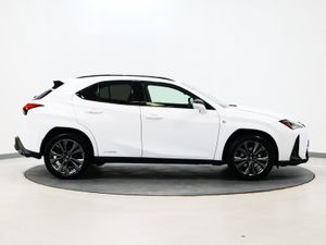 *96* 2021 Lexus UX 250h 2.5 sport - Image 3