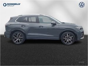 Volkswagen Tiguan 2.0 TDI R-line 5dr DSG - Image 4