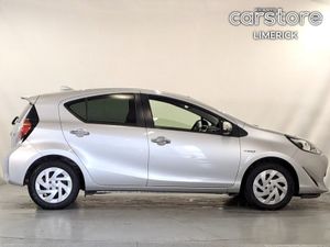 Toyota Aqua 1.5 PET Hybrid - Image 2