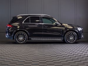 2022 Mercedes GLE 350de AMG Line Premium 4Matic - Image 2