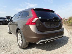 Volvo V60 2.0 D4 Cross Country SE Luxury Diesel 1 - Image 2