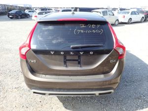 Volvo V60 2.0 D4 Cross Country SE Luxury Diesel 1 - Image 3